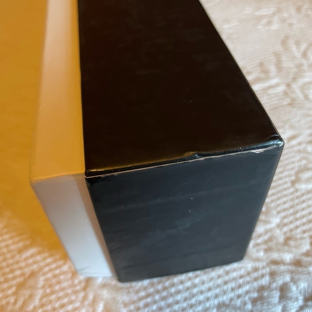 Chanel box (empty) - Picture 9 of 11